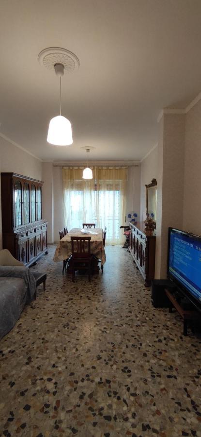 Sweet Home In Ostia Екстериор снимка