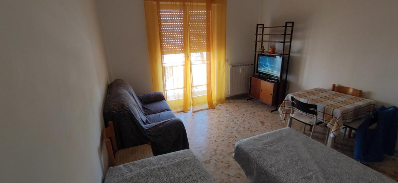 Sweet Home In Ostia Екстериор снимка